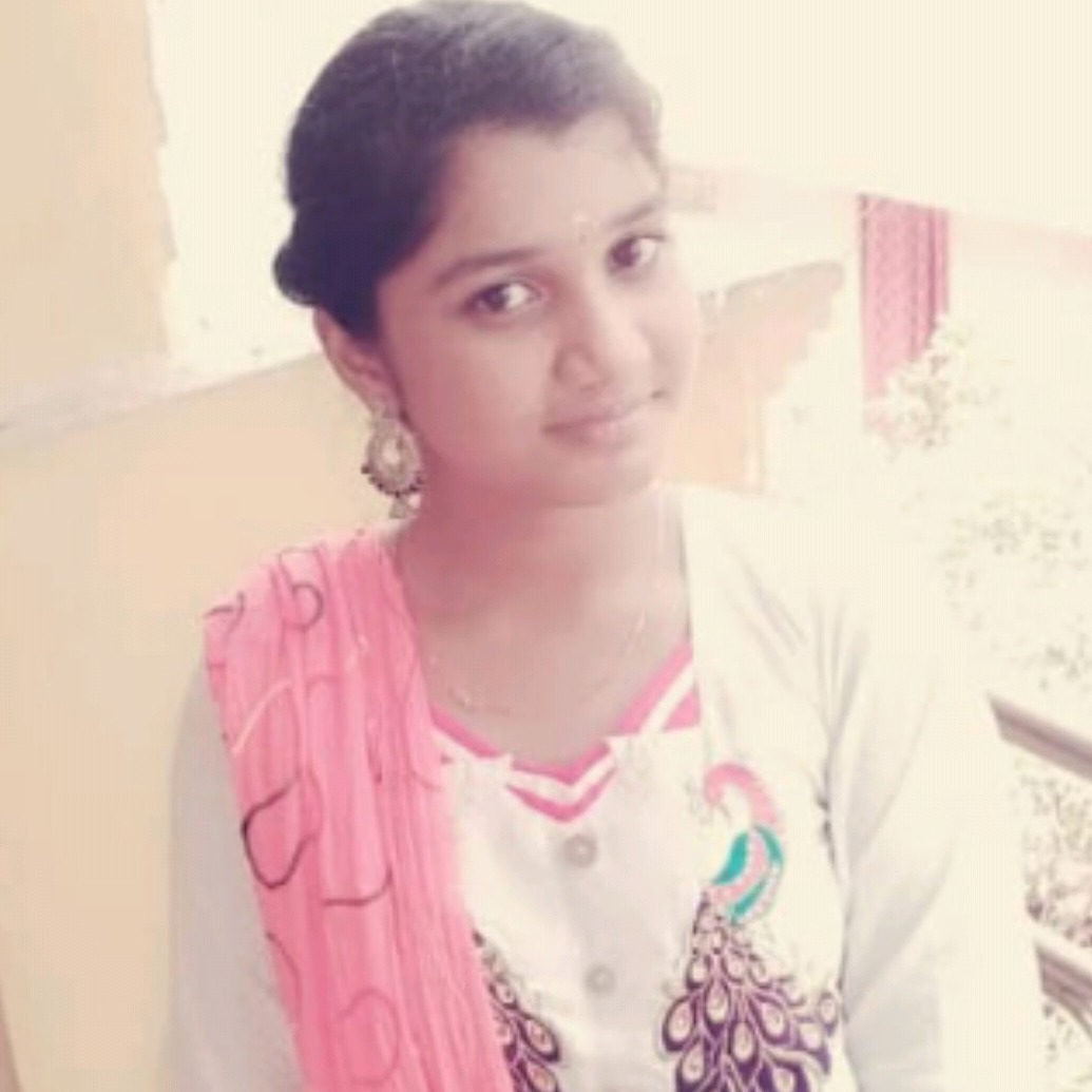 Esuru Pooja Profile Pic