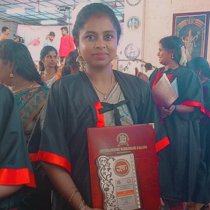 Madhumitha Kumaran Profile Pic