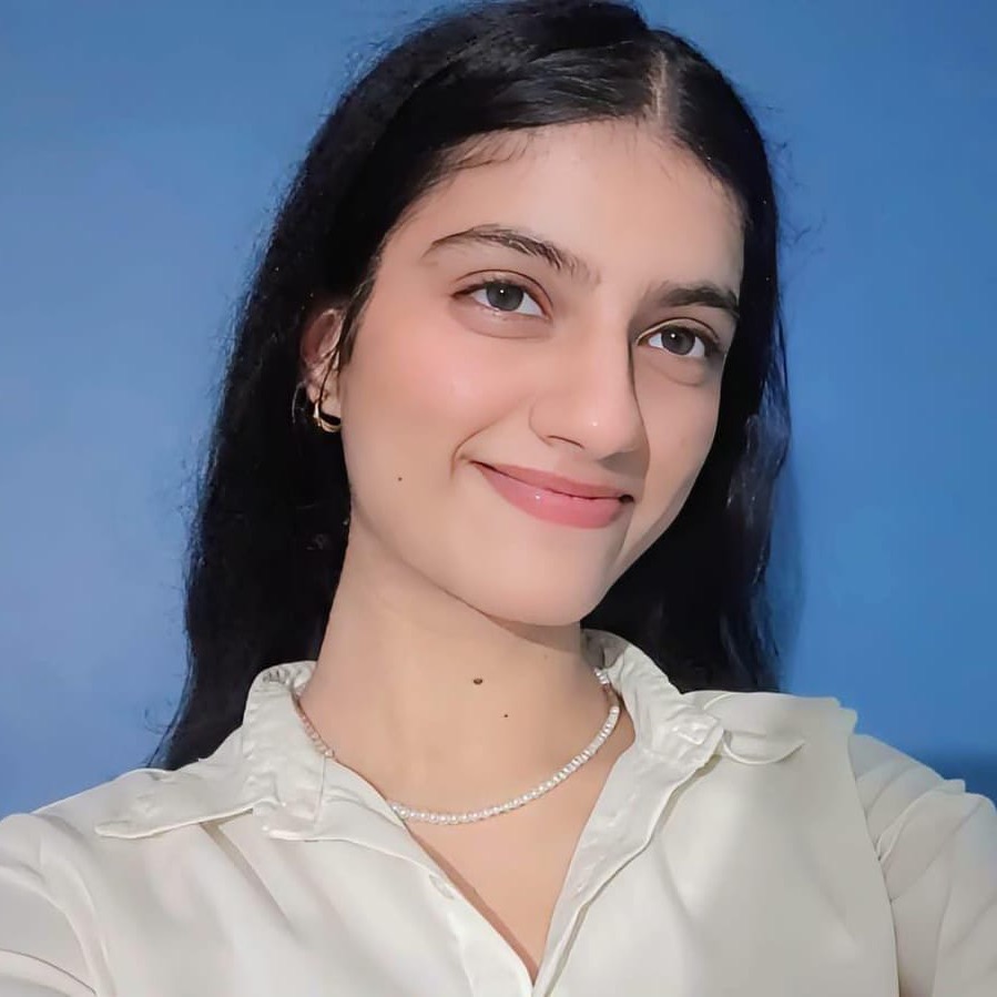 Anshika Mishra Profile Pic