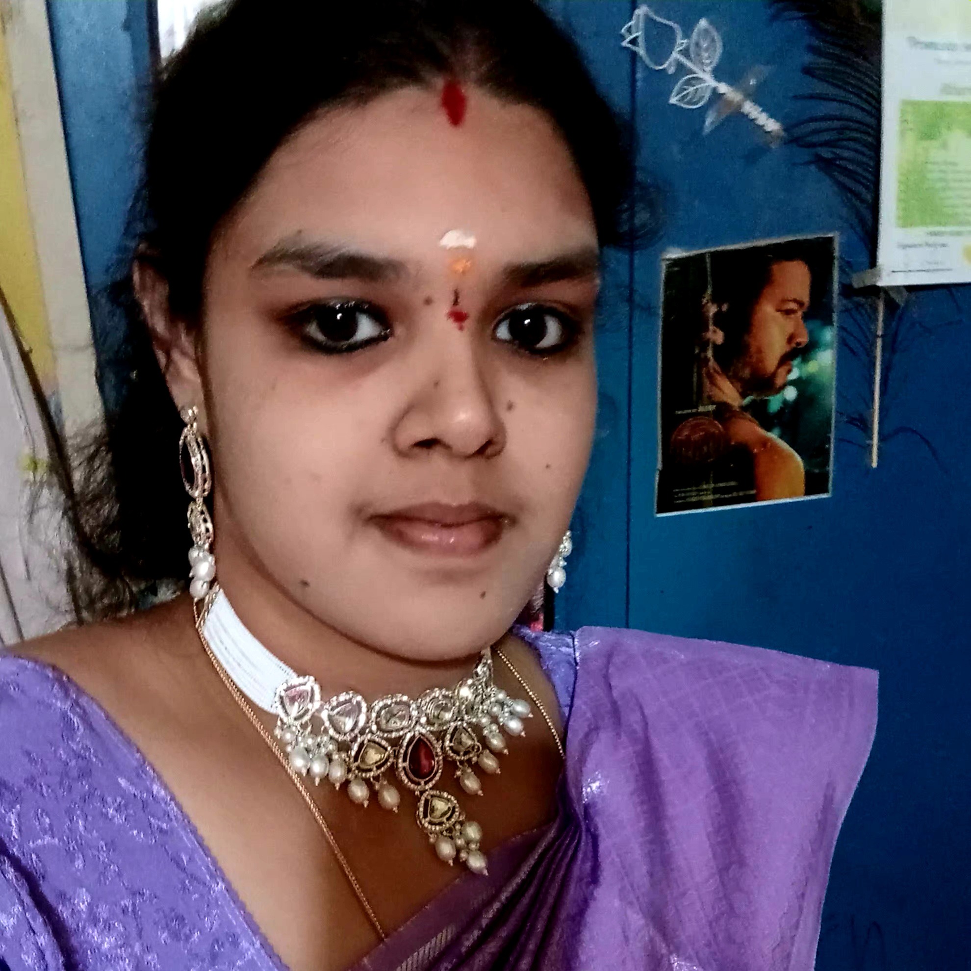 Preethi guna seelan Profile Pic